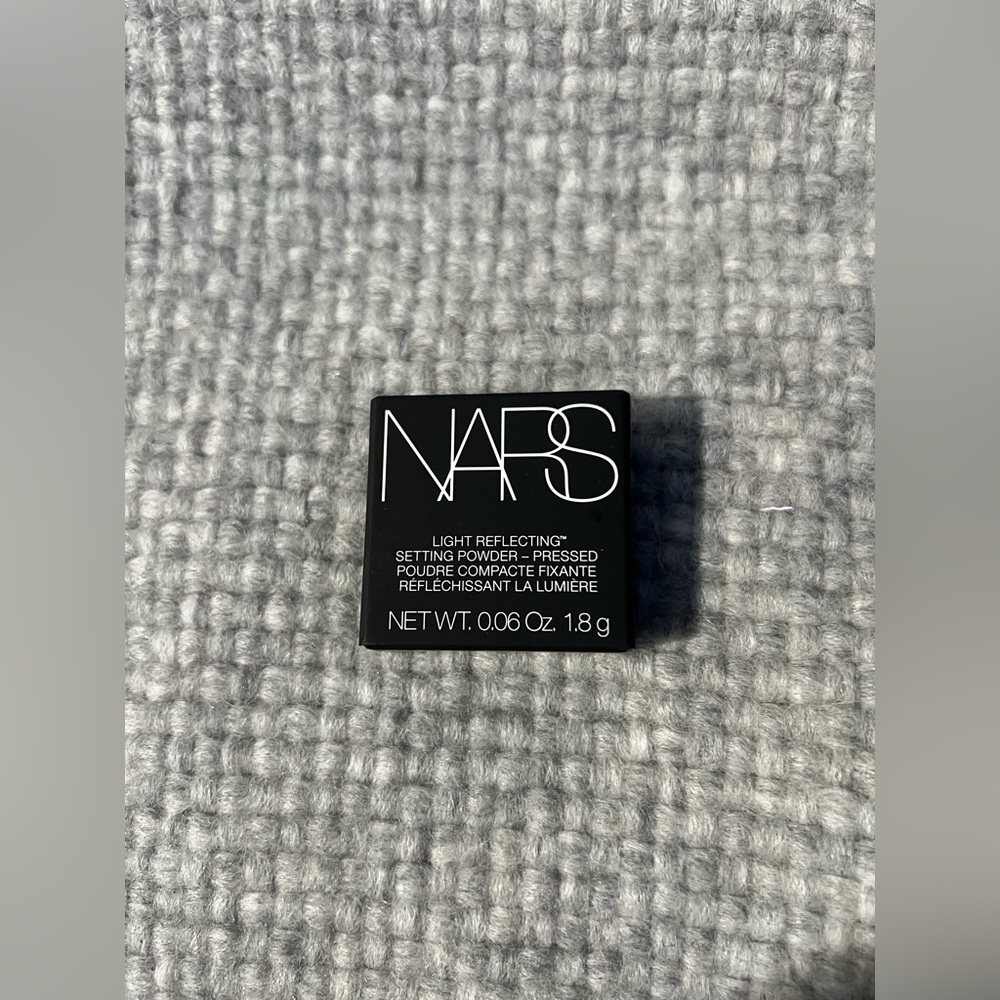 NARS Mini Travel Nars Translucent Light Reflecting Setting Powder (0.06oz)